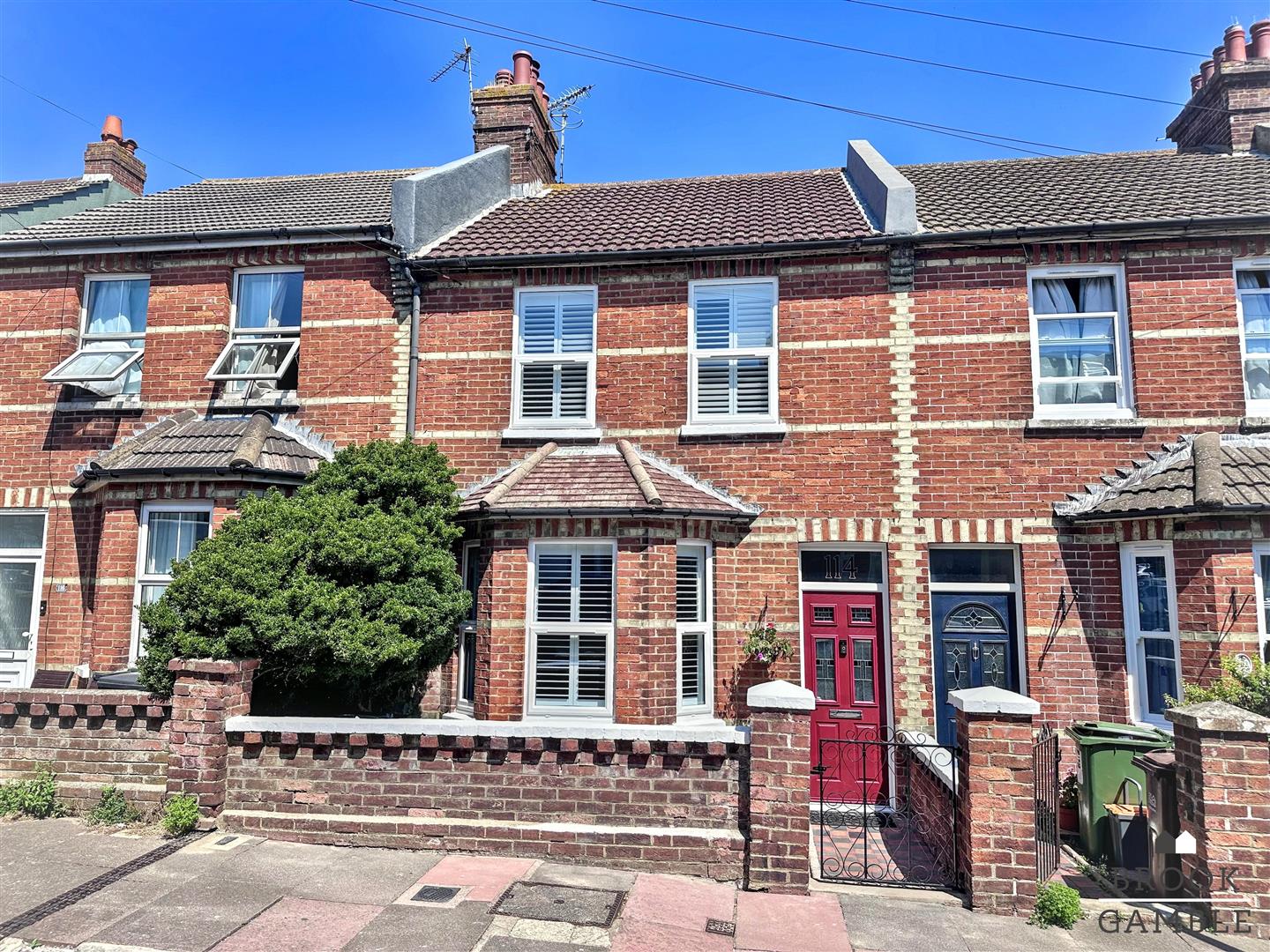 3 Bedroom House for Sale: £389,950. Hurst Road in Eastbourne, East Sussex